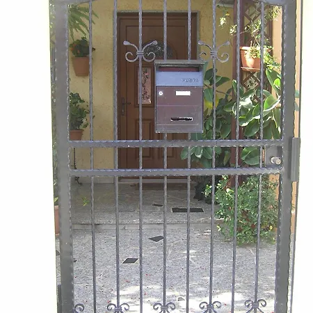Bed & Breakfast Il Fenicottero Elmas